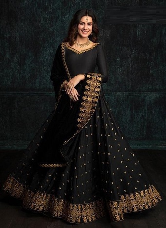 Adorable Black Color Taffeta Silk Wedding Wear Embroidered Work Designer Lehenga Choli