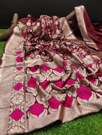 Spectacular Maroon Banarasi Silk Design Weaving Zari Work Saree Blouse