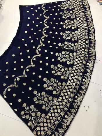 Graceful Navy Blue Color Wedding Wear Tapetta Velvet Embroidered Work Designer Lehenga Choli