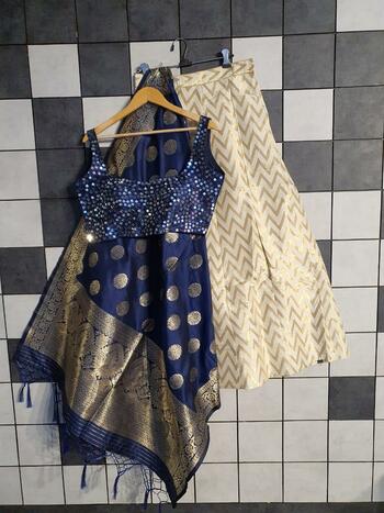 Sophisticated Navy Blue Color Lining Silk Jacquard Banarasi Wedding Wear Lehenga Choli