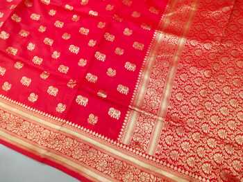 Hypnotic Red Color Wedding Wear Banarasi Rich Pallu Saree Blouse For Women