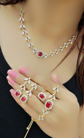 Trendy Red Diamond Colour Jewellery Set KLP174