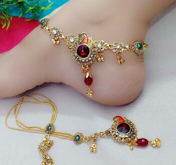 Beautiful Red Diamond Golden Imitation Anklet KLP456