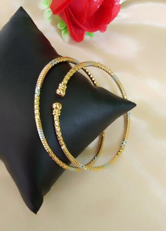 Stunning Golden & Silver Plated Artificial Bangles Set KLP385