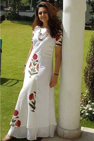 Breathtaking White American Crap Digital Printed Full Stitched Kurti MINIABAW 510A